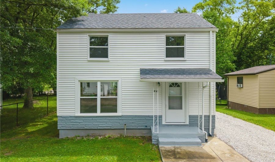445 Oak Ave, Alliance, OH 44601 - 3 Beds, 1 Bath
