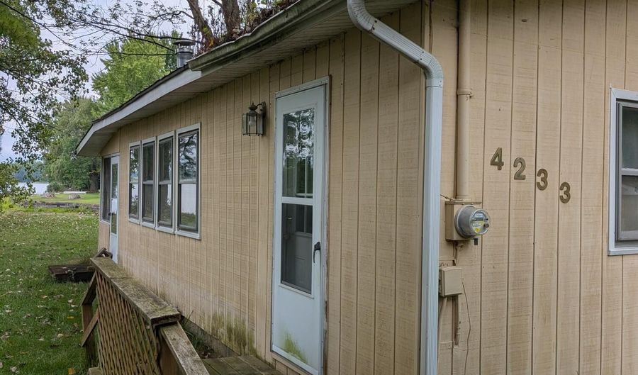 4233 Swan Lake Dr, Allegan, MI 49010 - 2 Beds, 1 Bath