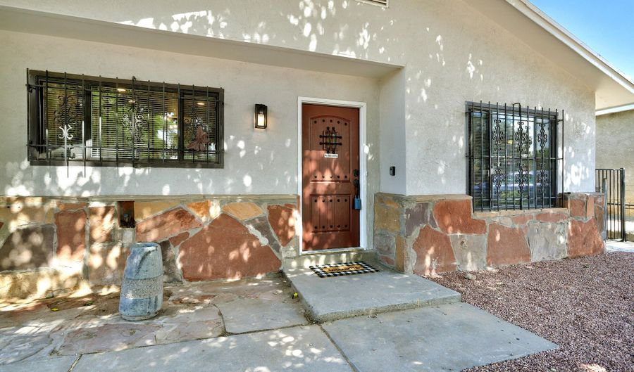 212 Jane St NE, Albuquerque, NM 87123 - 3 Beds, 2 Bath