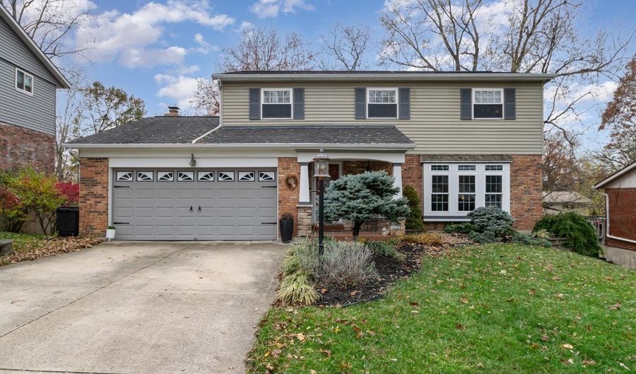 1719 Summithills Dr, Anderson Twp., OH 45255 - 4 Beds, 3 Bath