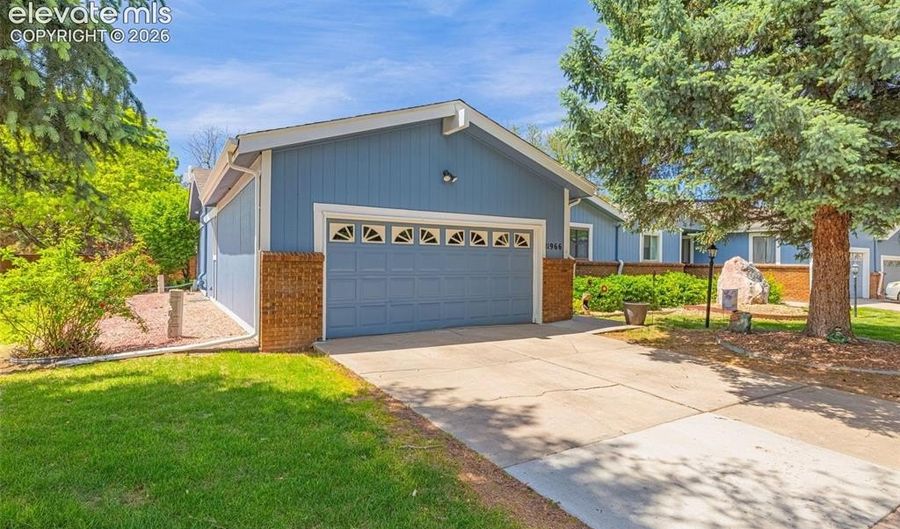 11966 E Maple Ave, Aurora, CO 80012 - 2 Beds, 2 Bath