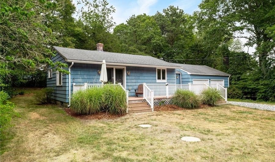 154 Alder Rd, Charlestown, RI 02813 - 2 Beds, 1 Bath