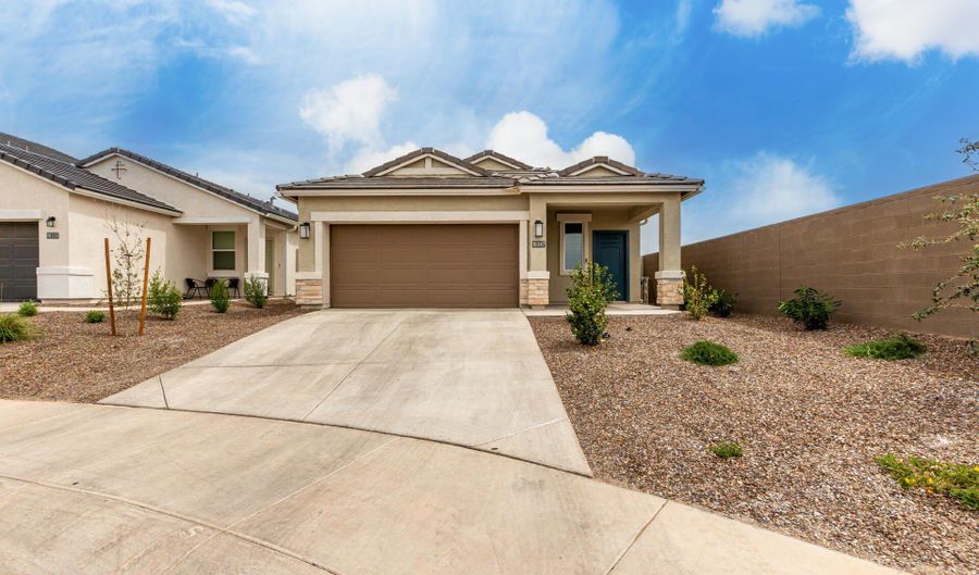 10347 S Saguaro Dr, Apache Junction, AZ 85120 - 3 Beds, 2 Bath