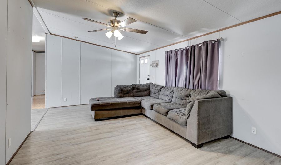 661 Missouri Ave, Asbury, MO 64832 - 4 Beds, 2 Bath