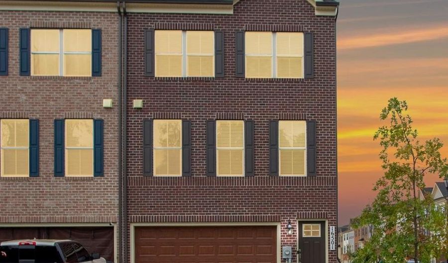 16501 TORTOLA Dr, Accokeek, MD 20607 - 3 Beds, 4 Bath