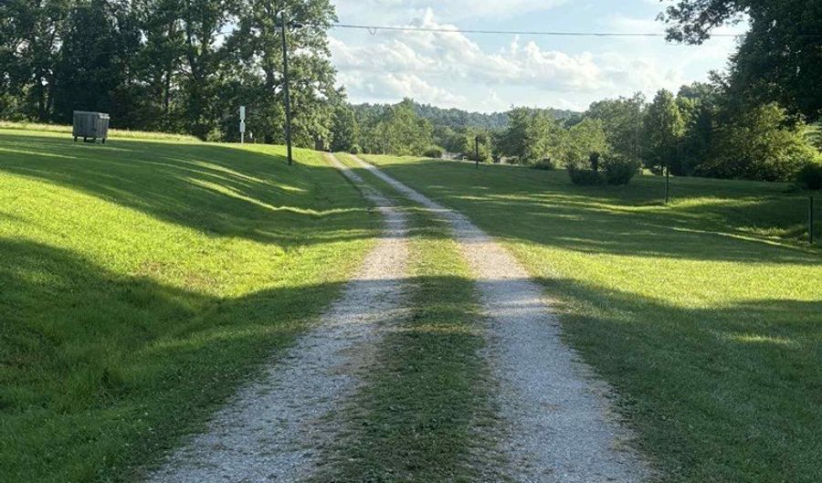 9488 KY 32, Adams, KY 41201 - 3 Beds, 1 Bath