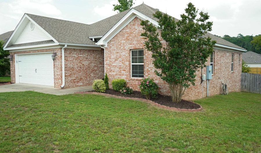8108 North Hvn, Alexander, AR 72002 - 3 Beds, 2 Bath