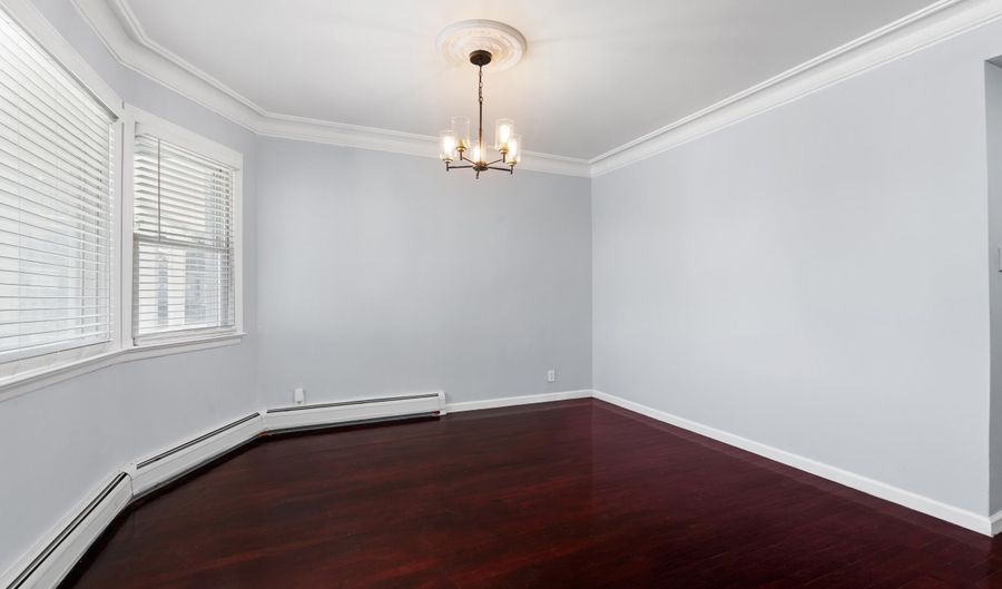 257 KENNEDY Blvd 1, Bayonne, NJ 07002 - 3 Beds, 1 Bath