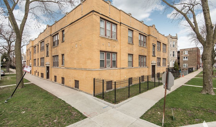 3756 W Huron St 2, Chicago, IL 60624 - 1 Beds, 1 Bath