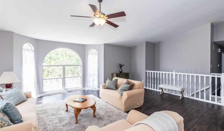 70 Wampler Dr, Arnold, MO 63010 - 3 Beds, 3 Bath