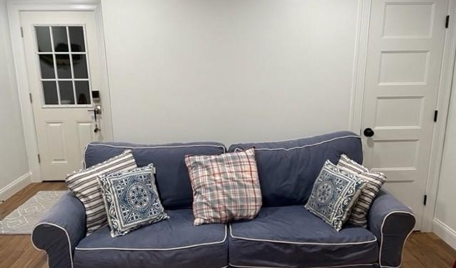 11 Tellier Rd, Narragansett, RI 02882 - 2 Beds, 2 Bath