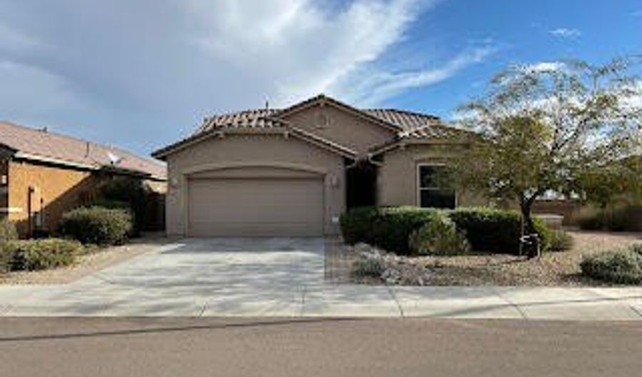 69 S 195TH Ln, Buckeye, AZ 85326 - 4 Beds, 3 Bath