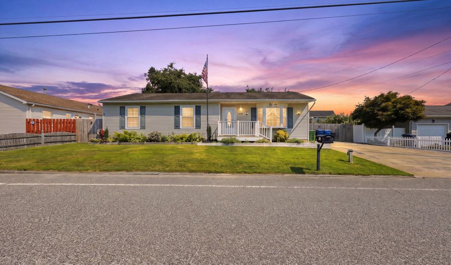 1209 Pacific Ave, Beachwood, NJ 08722 - 3 Beds, 1 Bath