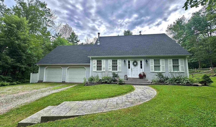 495 Fairview St, Bennington, VT 05201 - 3 Beds, 2 Bath
