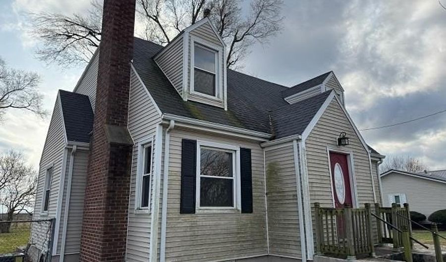 603 E Old 36 Hwy, Alexander, IL 62601 - 3 Beds, 2 Bath