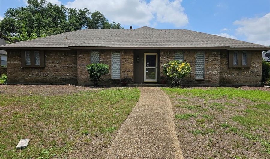 812 Rush Creek Dr, Allen, TX 75002 - 3 Beds, 2 Bath