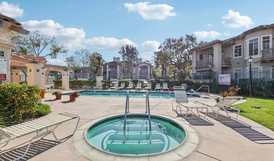 3424 Cameo Dr 43, Oceanside, CA 92056 - 2 Beds, 2 Bath