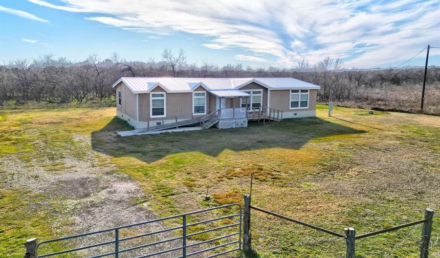 1571 Fm 27, Wortham, TX 76693 - 4 Beds, 2 Bath