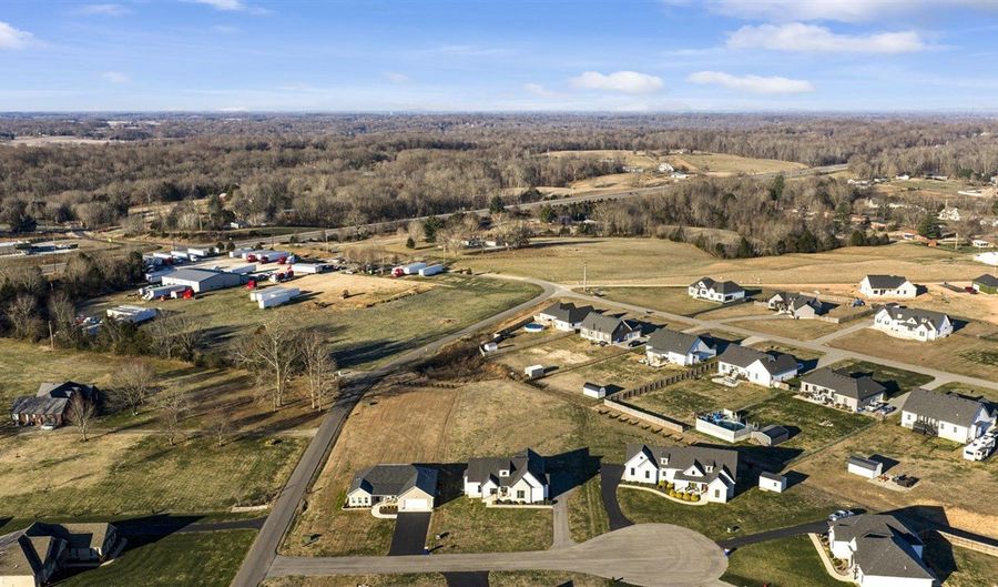 62 Chanthom Ct, Alvaton, KY 42122 - 3 Beds, 2 Bath