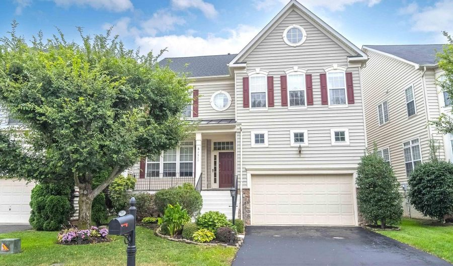 7517 LINDBERG Dr, Alexandria, VA 22306 - 4 Beds, 4 Bath