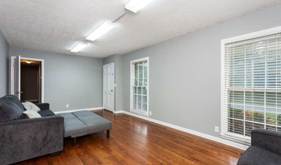 3705 SPRING VALLEY Rd, Anniston, AL 36207 - 4 Beds, 2 Bath