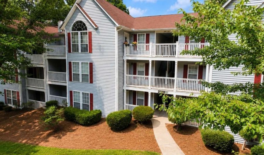 233 Cobblestone Trl, Avondale Estates, GA 30002 - 2 Beds, 2 Bath