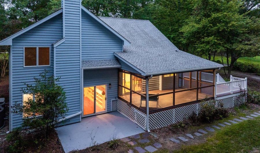 11410 GASKIN Dr, Berlin, MD 21811 - 3 Beds, 3 Bath