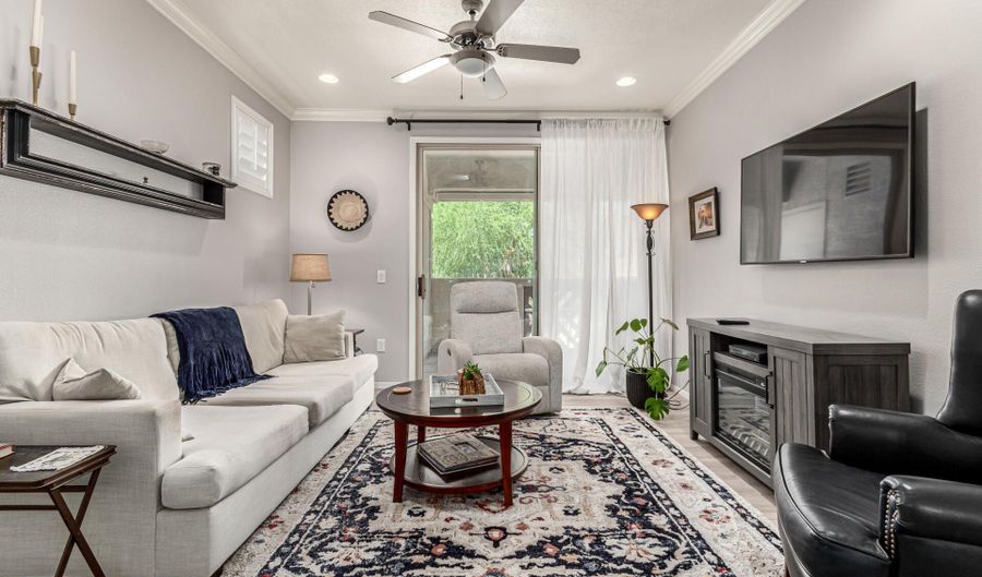 29606 N TATUM Blvd 282, Cave Creek, AZ 85331 - 1 Beds, 1 Bath