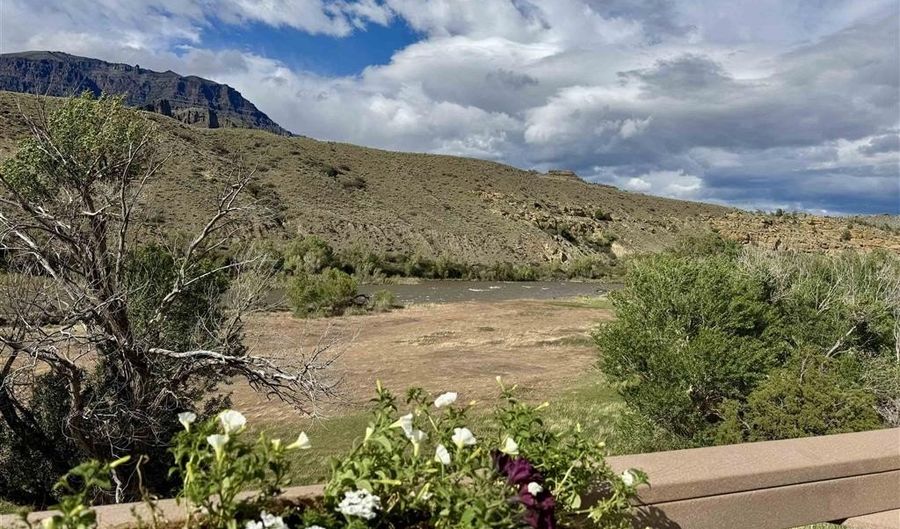 21 Ptarmigan View Dr, Cody, WY 82414 - 2 Beds, 2 Bath