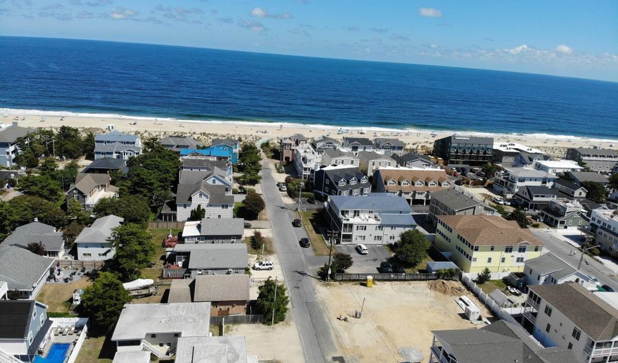 21 HOUSTON St 7, Dewey Beach, DE 19971 - 1 Beds, 1 Bath