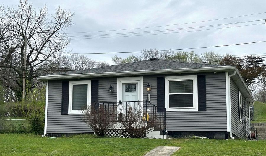 8357 St. Rd. 54 W, Avoca, IN 47420 - 3 Beds, 1 Bath