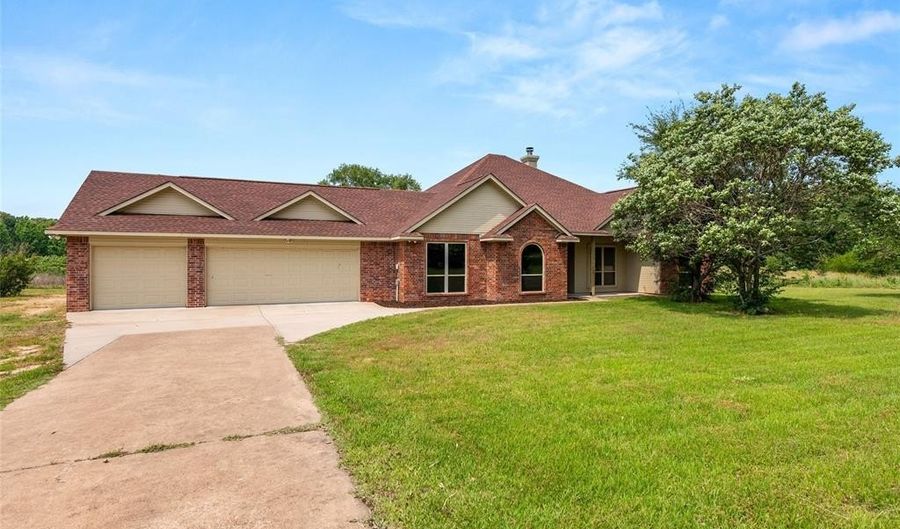 1745 County Road 1570, Alba, TX 75410 - 3 Beds, 3 Bath