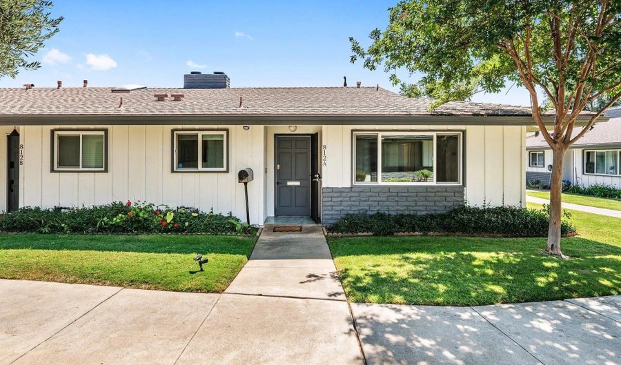 812 E Washington Ave A, Escondido, CA 92025 - 2 Beds, 2 Bath
