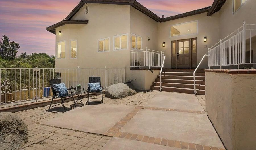 2047 Via Del Torrie, Alpine, CA 91901 - 4 Beds, 4 Bath