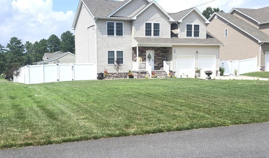 324 Nolan Ave, Bayville, NJ 08721 - 4 Beds, 3 Bath