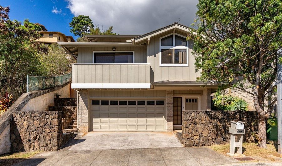 99-760 Holoai St, Aiea, HI 96701 - 4 Beds, 3 Bath