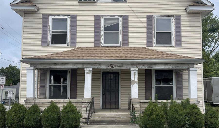 1629 J St, Bedford, IN 47421 - 10 Beds, 4 Bath