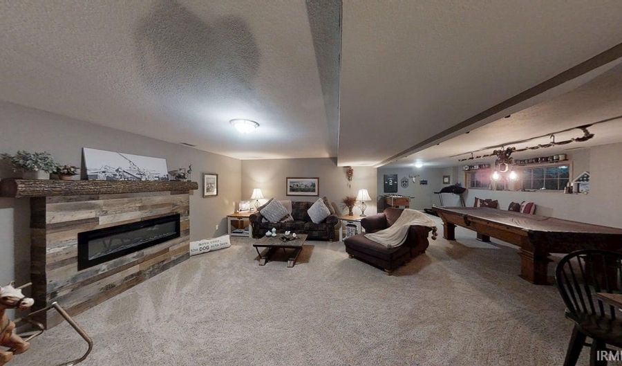 114 Chaudoin Dr, Angola, IN 46703 - 3 Beds, 3 Bath