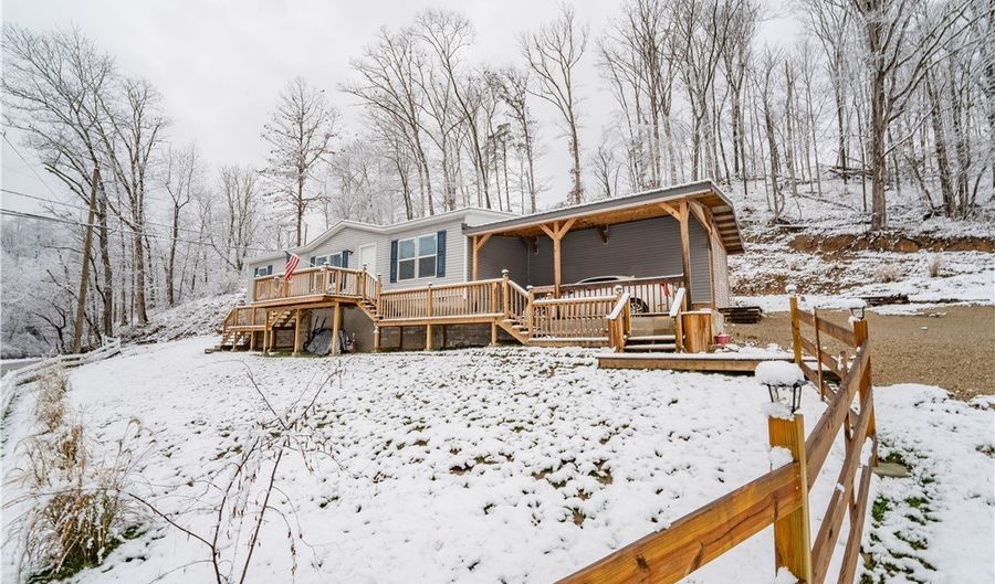 2801 Fudges Creek Rd, Barboursville, WV 25504 - 3 Beds, 2 Bath