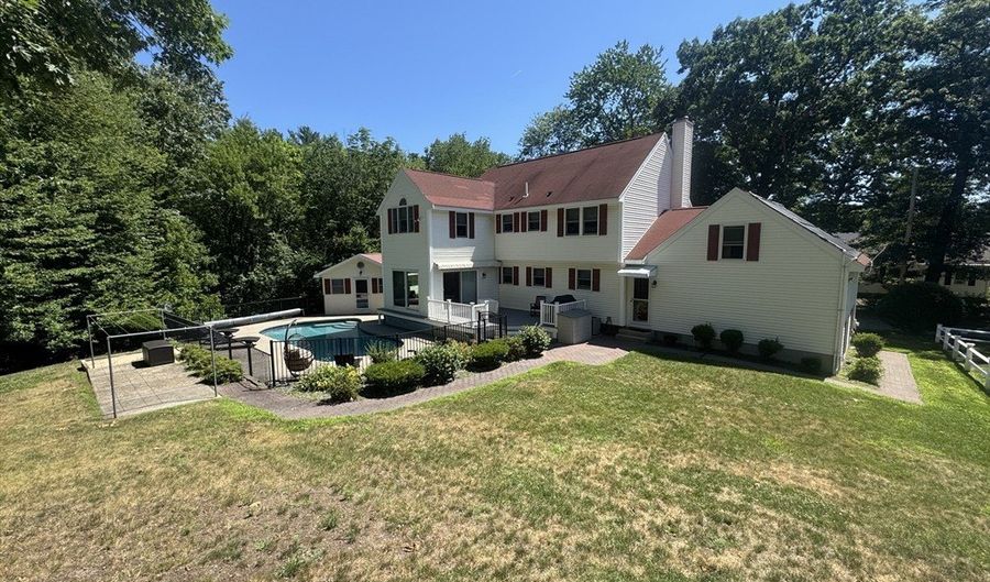 22 Mcrayne Hill Rd, Billerica, MA 01821 - 4 Beds, 4 Bath