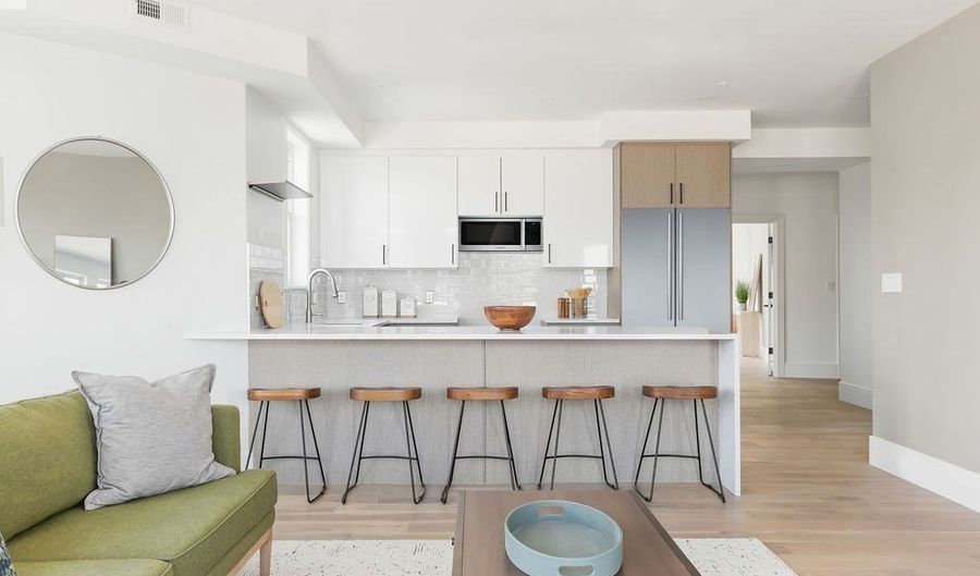 230 Washington St 3, Boston, MA 02135 - 3 Beds, 2 Bath