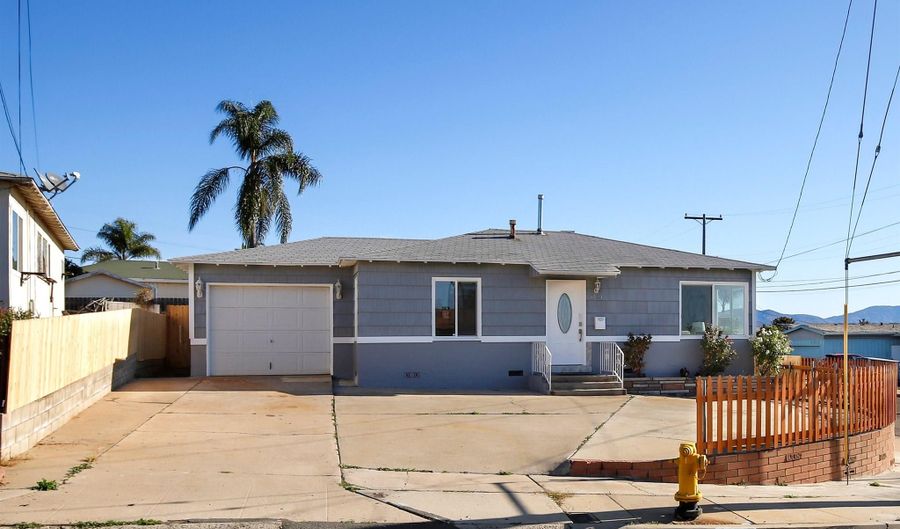 6194 Winchester St, San Diego, CA 92139 - 3 Beds, 2 Bath