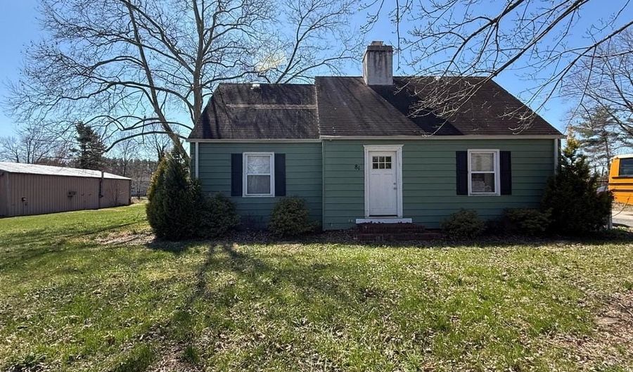 81 N GREENWICH St, Alloway, NJ 08001 - 4 Beds, 2 Bath