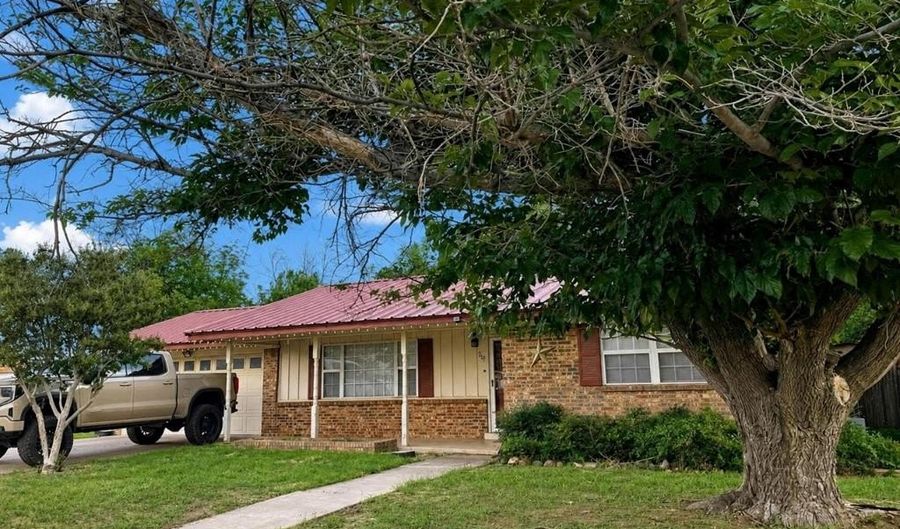 507 E Harriet, Alpine, TX 79830 - 3 Beds, 2 Bath