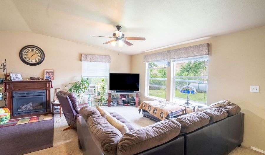20 Timothy Ln, Brewster, WA 98812 - 3 Beds, 2 Bath