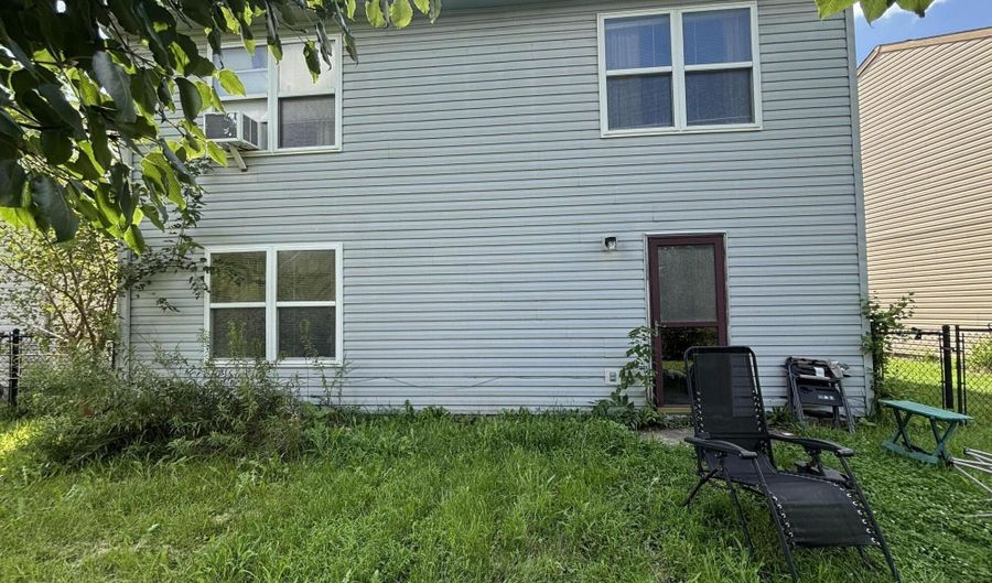 5305 Bluff View Dr, Indianapolis, IN 46217 - 4 Beds, 3 Bath