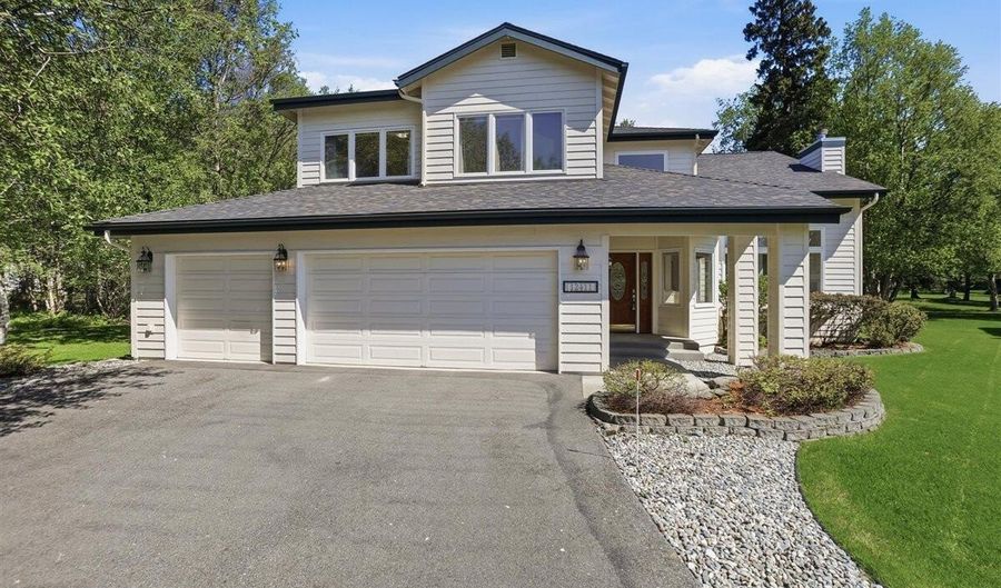 12411 Hopa Cir, Anchorage, AK 99515 - 4 Beds, 3 Bath