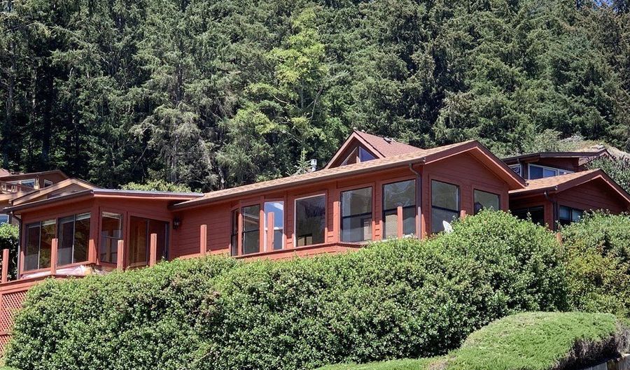 19921 WHALESHEAD Rd U3, Brookings, OR 97415 - 2 Beds, 1 Bath