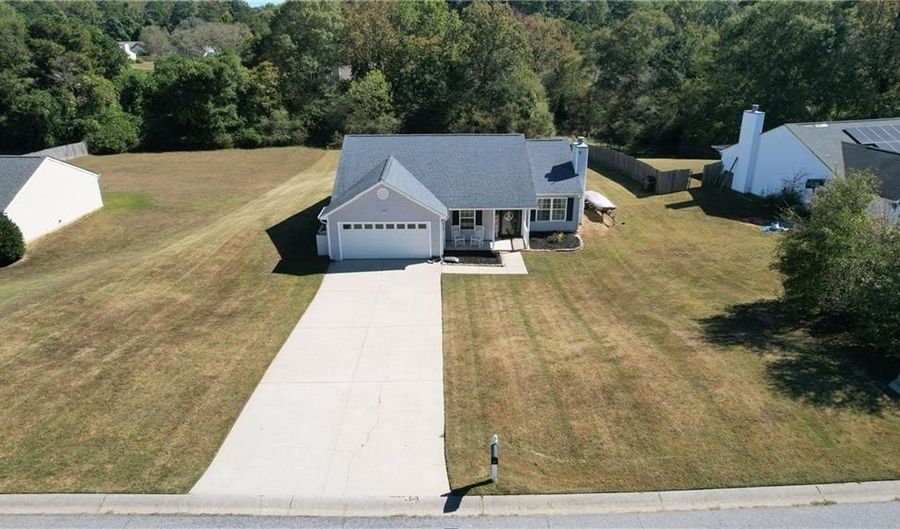 1420 Flanagan Mill Dr, Auburn, GA 30011 - 3 Beds, 2 Bath