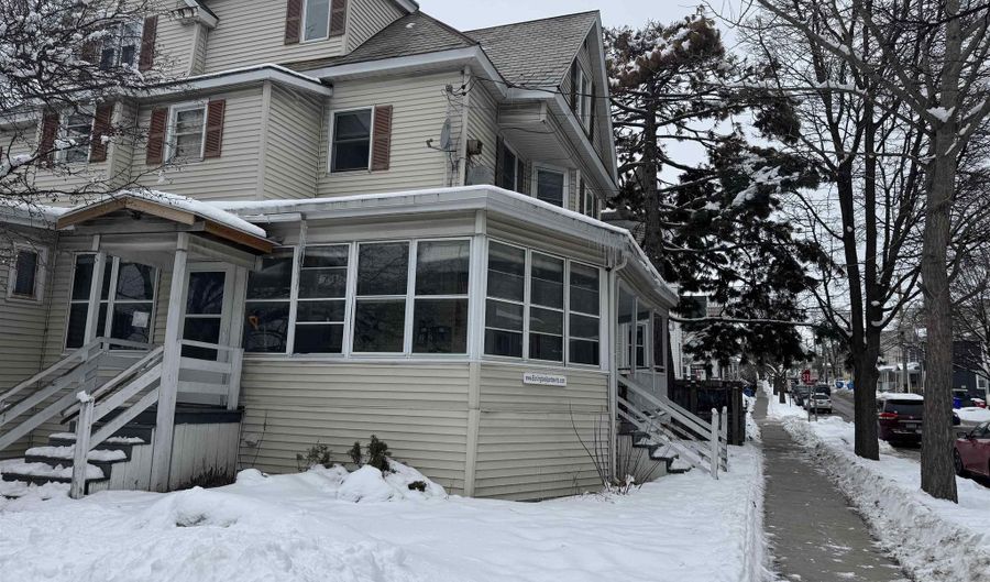 61 S Union St, Burlington, VT 05401 - 7 Beds, 3 Bath